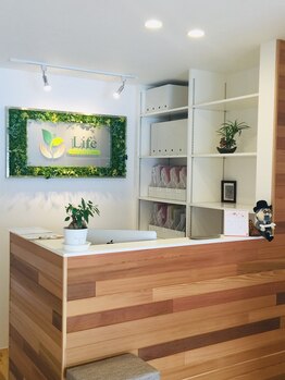 ライフ オステオパシー センター/受付カウンター