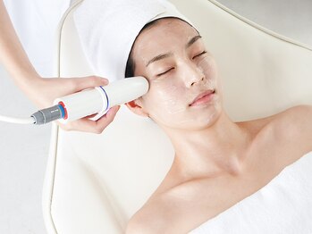 エテルノ チョンダム(Eterno_Chungdam)の写真/初めての方大歓迎◎韓国式美容で憧れの小顔をゲット★完全個室&結果重視の施術で理想のフェイスラインへ!