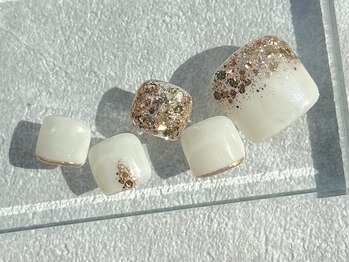 華やかゴールドグラデフット