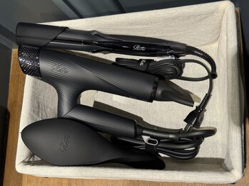 サリエ(S'allier)/髪のお直し用はリファをご用意