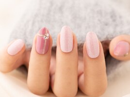 冬のピンクネイル