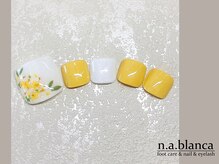 エヌエーブランカ 東白楽店(n.a.blanca)/ミモザ風デザイン