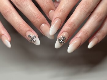 シンプルホワイトグラデ