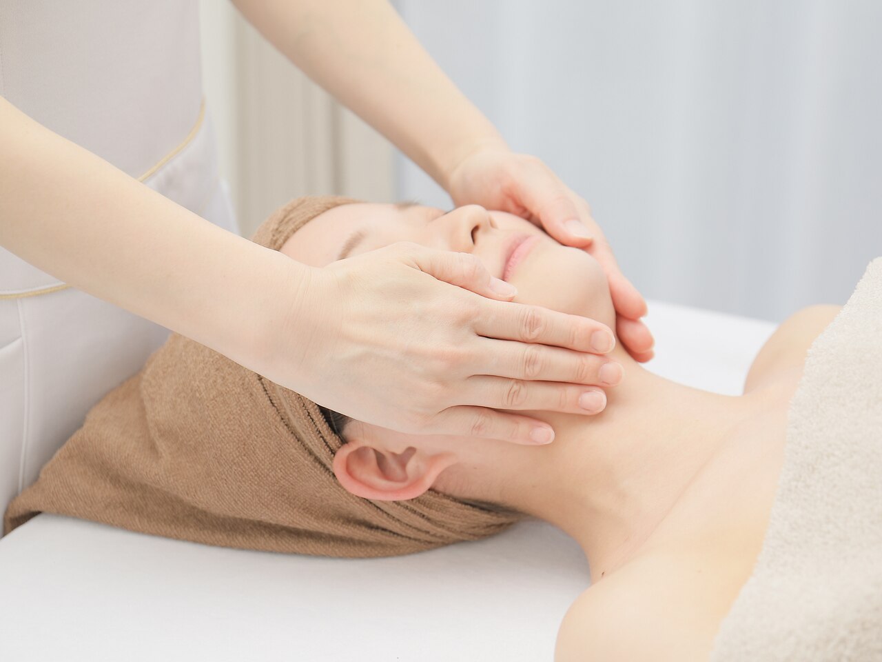 【フェイシャル】《フェイシャル・頭皮・背中エステ》次回予約フォーム60分