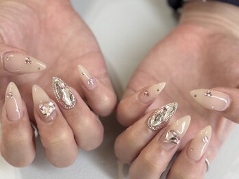 ピンクビジューデザイン♪