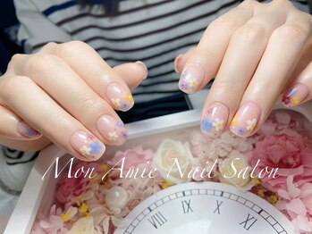 モン アミ(MON AMIE)/持ち込みアート