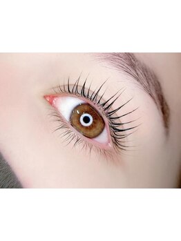 ボリュームのある目元にしたい