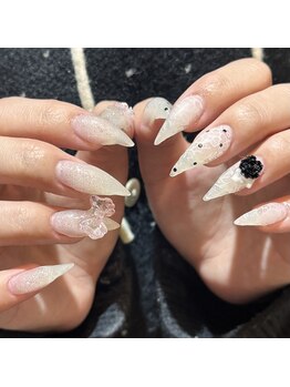 スタッフネイル