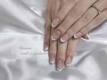 ルミア(Rumia)/シンプルフレンチネイル