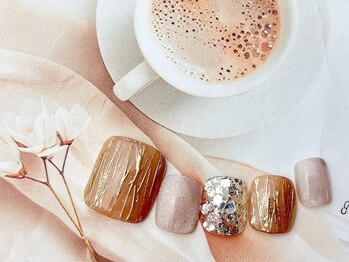 ネイルサロン&スクール ジーナ(GINA)/ゴールドラインがおしゃれに♪