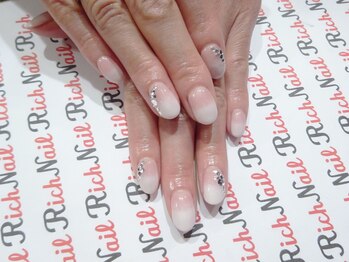 ネイル リッチ(Nail Rich)/ホワイトグラデーション☆