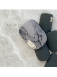 大理石グレーフットネイル