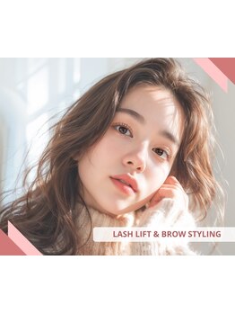 ナチュラル上品な目元にしたい