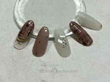 ジルネイル 津田沼店(Zir nail)/