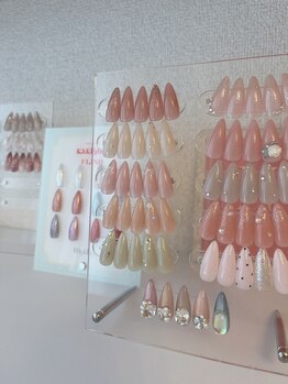 スリーサロン(N°3 salon)の写真/【美フォルム×極上の艶】オフィスで映える上品デザイン。あなただけの限定カラーを調合するワンカラーも◎