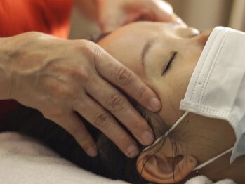 てもみしょくにん/ドライヘッドスパヘッド