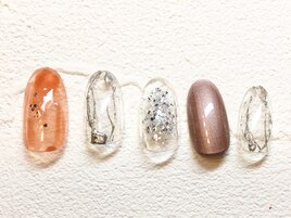 抜け感ニュアンスネイル