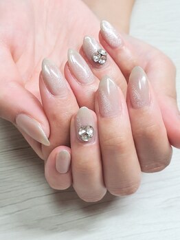 アンナ(Anna)/マグネットネイル