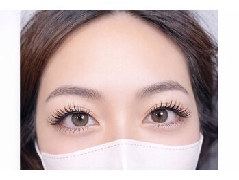 メガミ アイラッシュラウンジ(MEGAMI EYELASH LOUNGE)/バインドロックデザイン☆