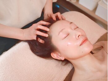 アン グレーヌ 自由が丘(unegraine)/小顔効果とリラックス効果も◎