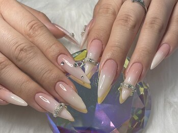 ワンネス(One'Ness)の写真/【姉妹店3店舗目】韓国・ワンホンデザインも長さ出しで可愛く◎最適な長さ出しを叶えるネイル専門店♪