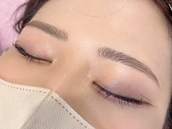 フェリチカ(Felichika)の写真/お子様連れOK！個室で人目を気にせず子育てママのキレイを叶えます！骨格似合わせこだわりアイブロウが好評