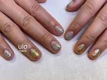 ウロネイルズ(ulo nails)/ゴールドとグリーンニュアンス