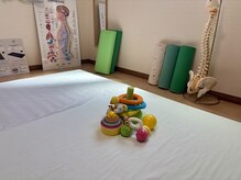 ゆずのきの雰囲気（お子さんの様子を見ながら施術を受けていただけます☆産後/骨盤）