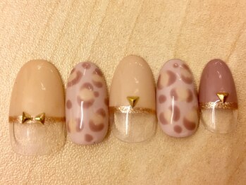 リュストゥール アンド フォンス(Lustr'e&fons)/レパードネイル♪