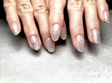 ラキネイル(LAKI Nail)/ラメ×ホロ　グラデーション