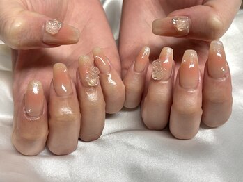 ユム(ym)/定額¥8000