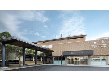 見奈良天然温泉 利楽/高級感漂う外観