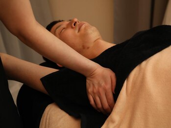 ウイユサロン(oeilsalon)/リンパマッサージ