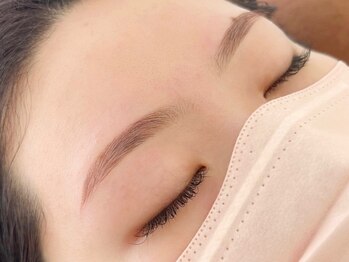 リベラ(Rivera)/アイブロウスタイリング