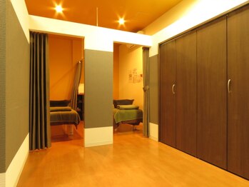 リフレイト あけのアクロスタウン店の写真/【ベテラン在籍】首肩コリ・疲れ・冷え性の改善に☆熟練のオールハンド施術で心身ともに癒される贅沢を♪