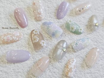 ネイルサロンスクール ビュートバタフライ 町田店(BEAUT BUTTERFLY)の写真/シンプルながらも上品で華やかな仕上がりに。相模大野・町田エリアで長く愛されている正統派の老舗サロン♪