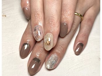 クロエ(chloe)/ニュアンスミラーフレンチ