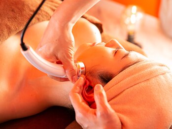 トリート(TREAT)/小顔/フェイシャル