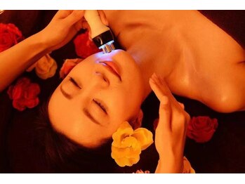 しんらく整体院/ハイパー小顔フシャル