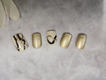 ネイルサロン ネイルクク 桑名駅前店(Nail KUKU)/