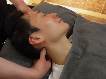 サロン バイ パピヨン エ ナチュール 恵比寿店(Salon by Papillons et nature)の写真/【メンズにもオススメ★快眠ドライヘッドスパ60分 7,920円】強い疲労感、睡眠不足の方へ！脳疲労を改善◎