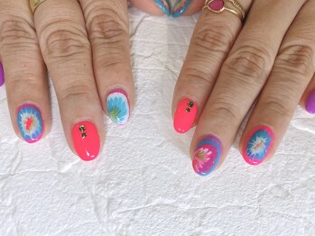 ネイルキュート アンド クールラッシュ 亀有店(nailcute & CoolLash)/ピーコック柄！90分持ち込み！