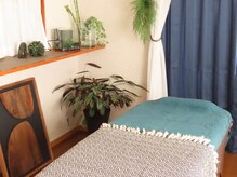 一軒家まるごとサロン。静かで落ち着いてお過ごしいただけます。