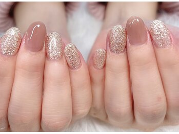ディアリーネイル(Dearly Nail)/ベージュ&ラメ