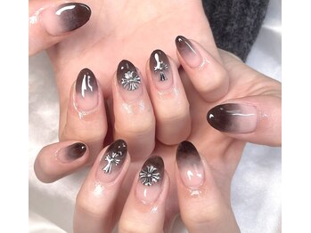 エイミーユア(Eimmy Yua)/十字架グラデーションネイル