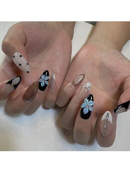 バーディーズネイルストア(BIRDIES NAIL STORE)の写真/理想の長さとフォルムを叶える☆デザインや爪の状態に合わせて選べる長さ出しで指先を美しく♪