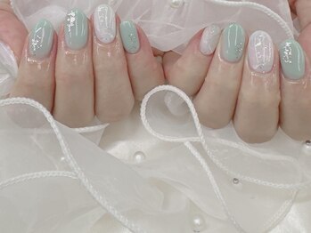 ハニービービー(Honey Bee Bee)/爽やかカラーオーロラネイル