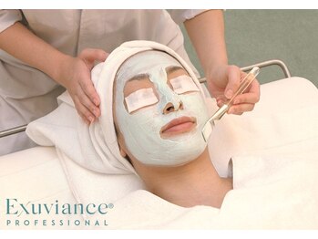 プラス ケア(Plus Care)の写真/《１to１のプライベートサロン》最新美容Exuviance導入♪年齢に伴うお肌悩みに合わせてオーダーメイド施術