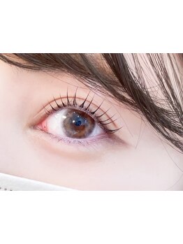 ナチュラル上品な目元にしたい