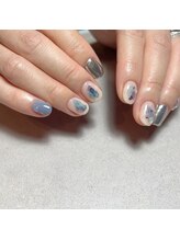 ムー(moo)/梅雨ニュアンスネイル